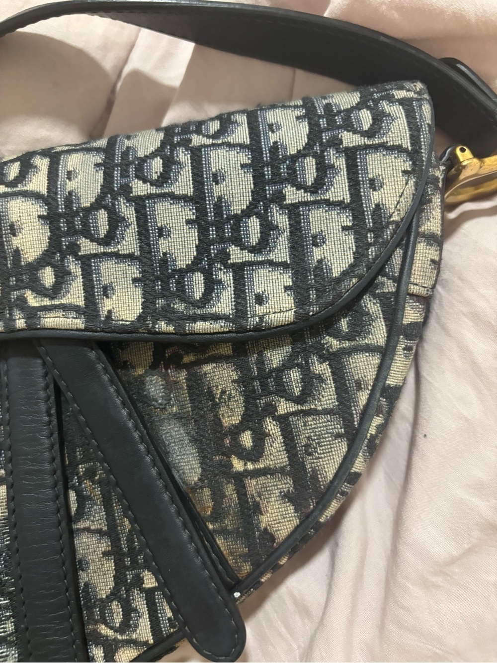 Dior Monogram Saddle Shoulder Bag in Gray and Black with Gold 'D' Charm - Picture 3 of 8